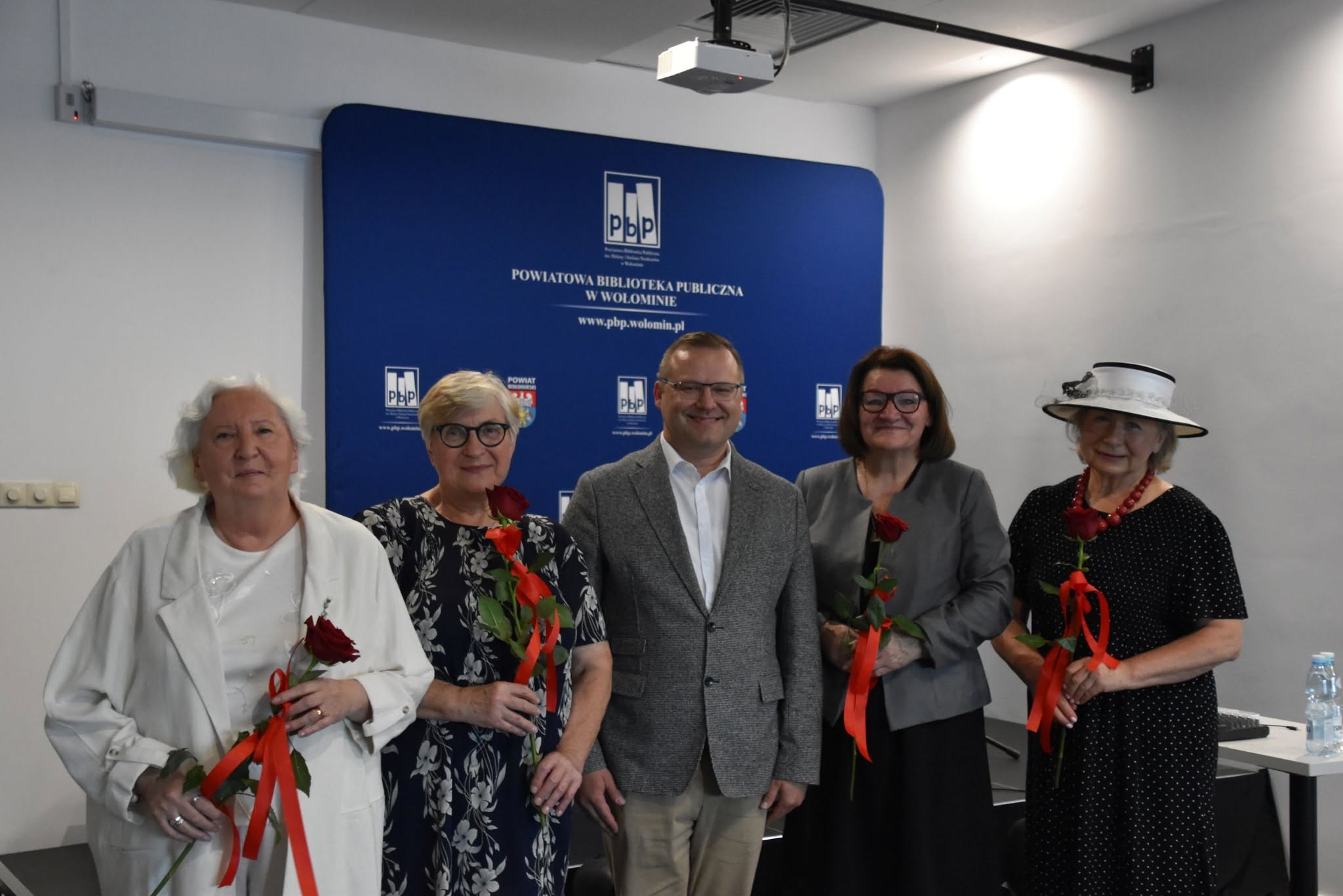 23 lipca 2026 odbyła się II edycja Festiwalu Literacko-Regionalnego Dziedzictwa Kulturowego Ziemi Wołomińskiej pod hasłem „Kultura i Korzenie”.